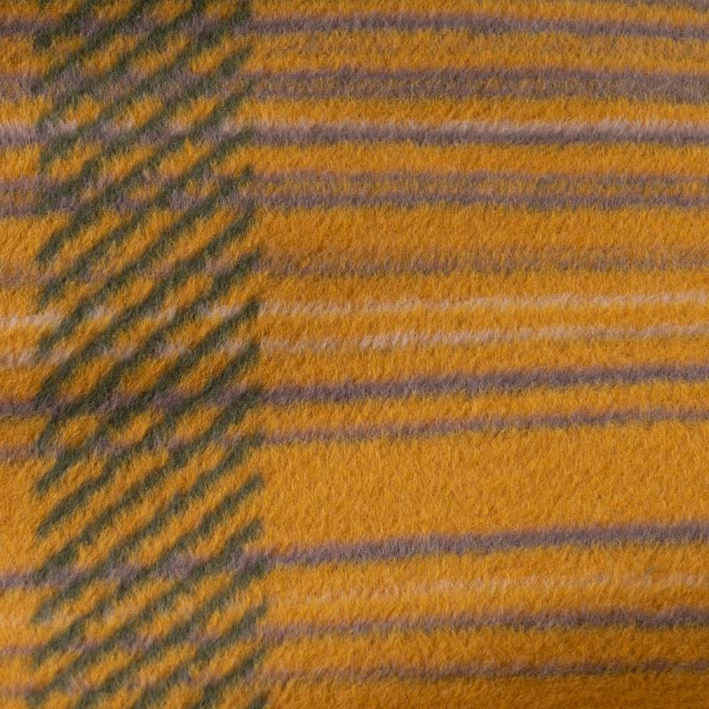 3 3